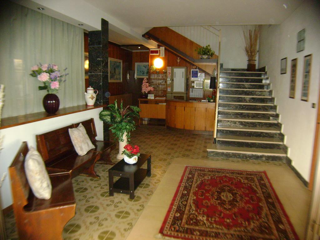 Hotel Villa Del Sole Rimini Ngoại thất bức ảnh
