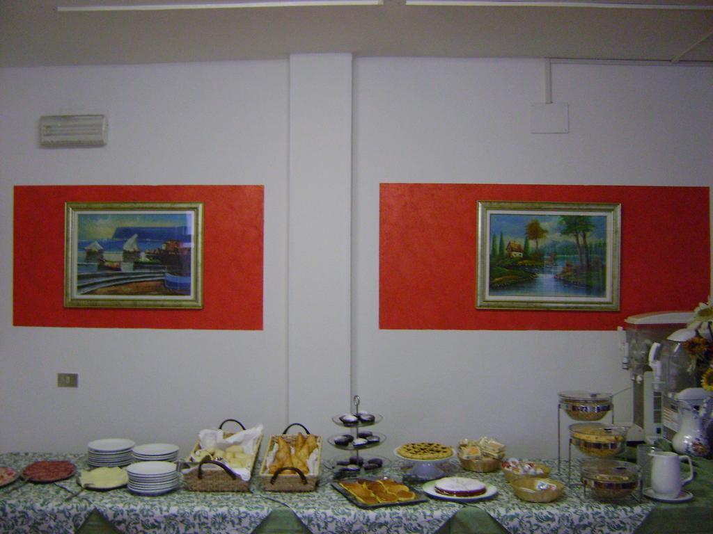 Hotel Villa Del Sole Rimini Ngoại thất bức ảnh